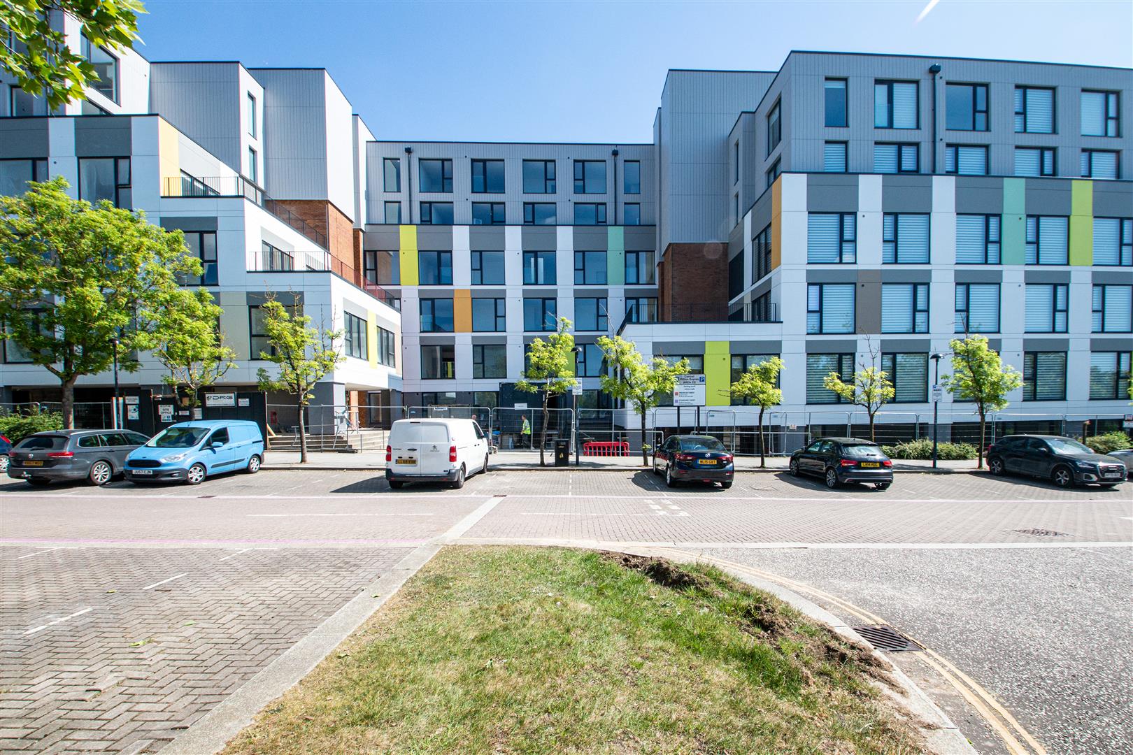 Silbury Boulevard, Milton Keynes